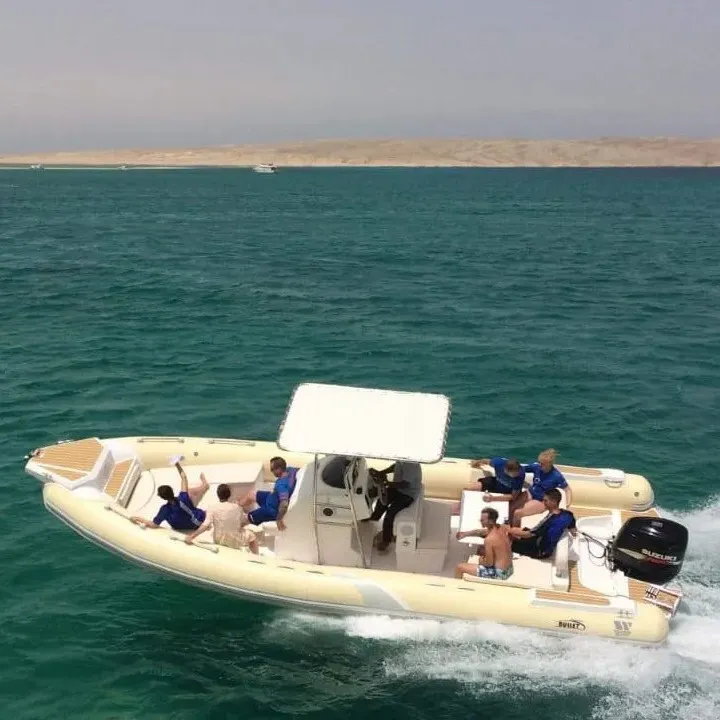 Un safari en bateau à moteur avec pique-nique sur une île privée